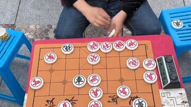 象棋开局布奇阵，抢先之机看风繁如何掌控在手 #象棋 #下棋 #下棋高手对决 #下象棋