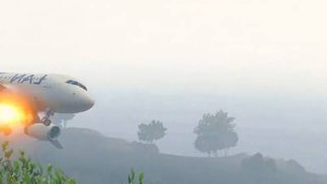 飞机失控却耍起杂耍？究竟是怎么回事？#飞机 #解说