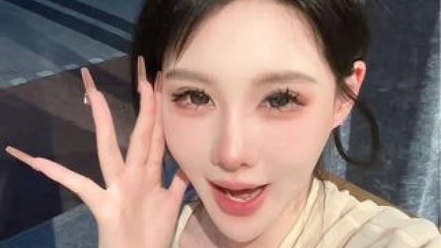 纯电mini cooper来了！能打碟的中控屏你见过吗？ #纯电mini #新能源汽车