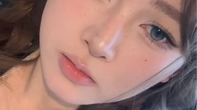 妆教来了  没有技巧全靠屋里射灯！ #轻混血 #亚裔妆容有多绝 #美式芭比甜心妆 #适合中国宝宝体质