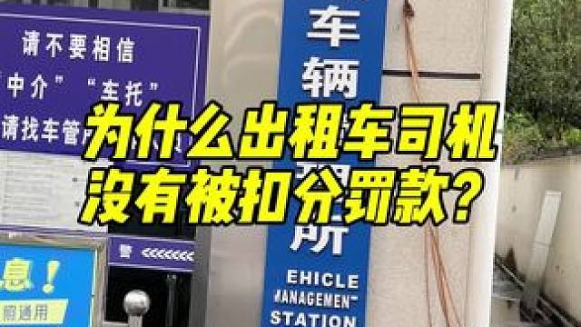 车都买了，不会连这个都还不知道吧！不需要流量，不需要卡，插USB供电即可使用，车速，语音播报，真的太
