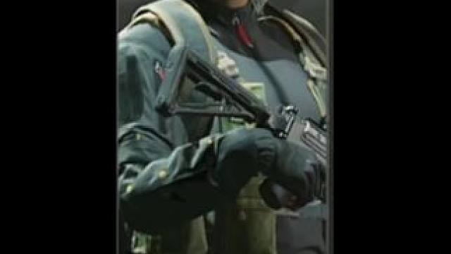 《野生背包里竟然有机密文件？》