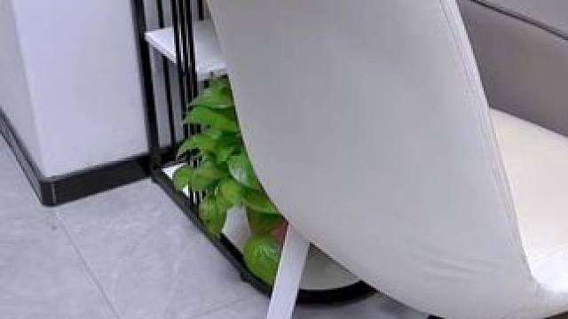 出差旅行或者学生宿舍，都可以试试这个#五孔折叠晾衣架  ，小巧方便不占地方，关键是哪里都可以挂#生活