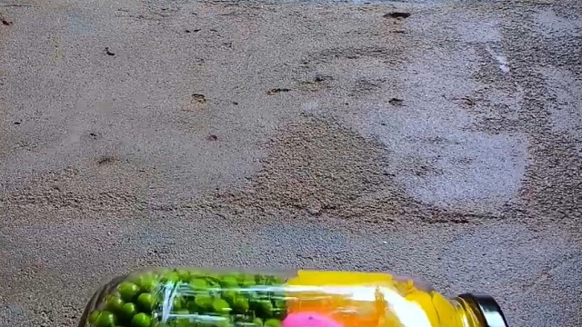 楼梯滚瓶子爆破解压时刻