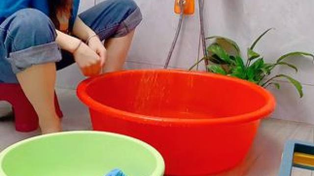 有了这个#花洒支架 ，花洒高低都能放了，非常方便#免打孔花洒支架  #好东西一起分享  #浴室好物 