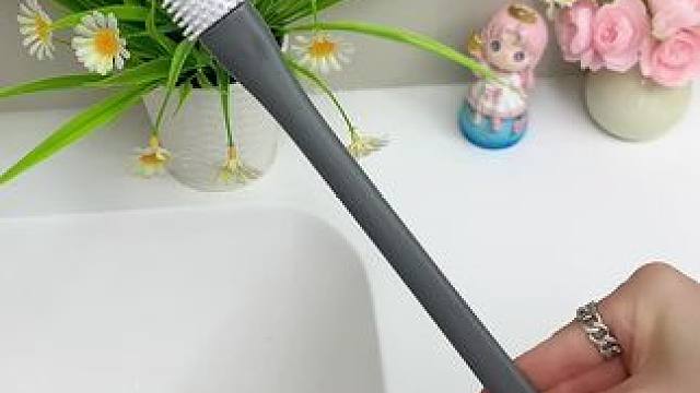 多亏这个脚趾缝清洁刷，全方位无死角#超便宜超划算  #搓脚神器  #脚指刷  #搓脚刷