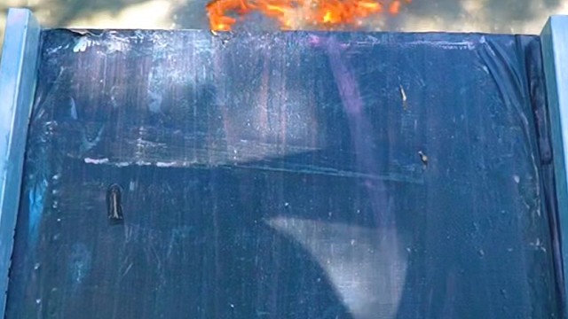 滚瓶子下刀山爆破解压时刻