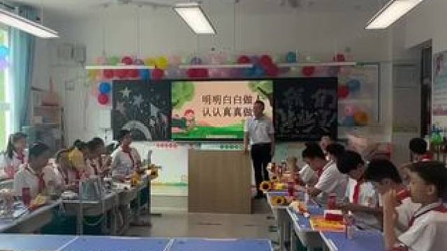 手机里还存着儿子的毕业典礼#学生时代 #人生第一次毕业典礼 #耳鸣治好了