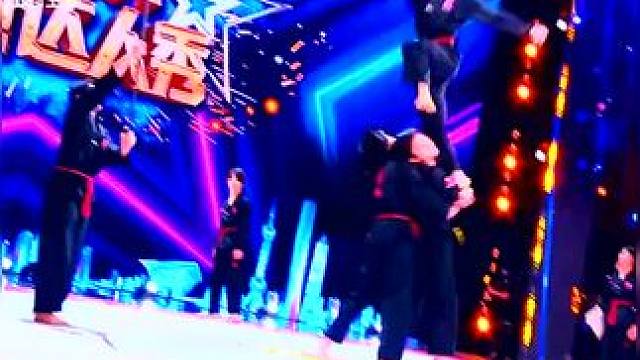 下载《西瓜视频》，免费观看精彩后续/精彩海量免费短剧免费看！ #因为一个片段看了整部剧