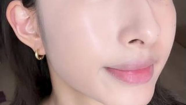 夏天无敌耐造底妆之露营打水仗都不怕，谁怕了找朱姐！ #底妆 #PL蹭不掉粉霜 #夏季 #持妆