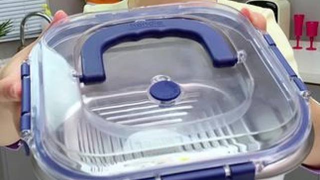 这种手提式的不锈钢保鲜盒用起来还真的很方便#超便宜超划算  #结实耐用  #保鮮盒  #食物保鲜  