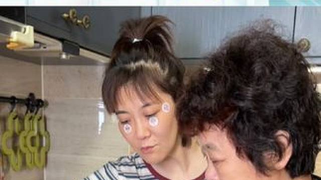 小电锅 这个小电锅热的太快了！蒸煮煎炸样样都行，我妈每天都离不开它，这次有活动想要的赶紧来！#小电锅