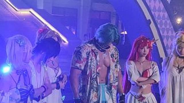 你们要看的COS，我给你们拍来了！#晶核新职业影武者 #上晶核周年庆吃点好的 #晶核coa #晶核全