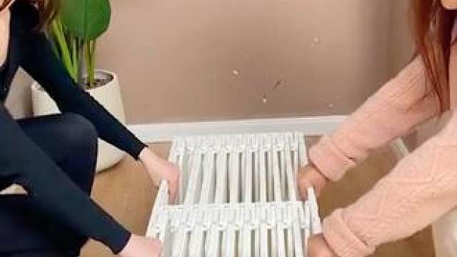 这个一体式的鞋盒真的太方便了，瞬间就能安装好，还能给我的鞋子配上一个精美的小家，真是越看越喜欢#蚂蚁