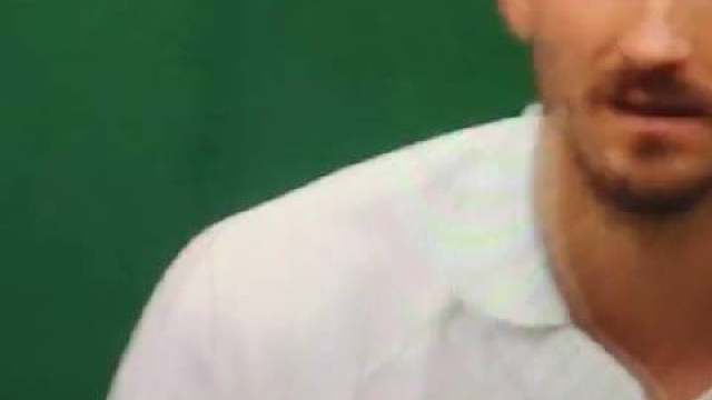 梅德维德夫可惜了，连续两年在温网半决赛不敌阿尔卡拉斯，卫冕冠军阿尔卡拉斯连续两年晋级决赛！