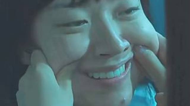 帅男生竟夸奖她长得像金高银 #影子美女 #霸凌