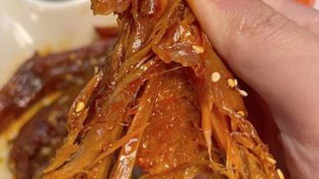 皮薄如纸的香辣鸭翅你吃过吗？简直太香了！！#妈呀太香了 #卤宾汉鸭翅