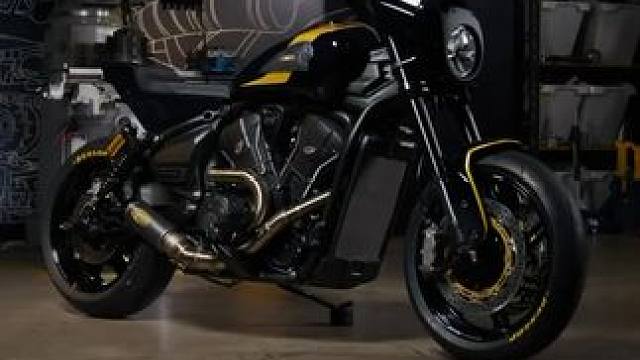 复古巡航印第安Scout大变街车，这你受得了？ 排气声浪很炸裂！
#复古机车 #街车 #印第安摩托车