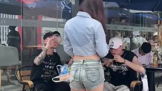 #这谁顶得住啊 #你要怎么抵抗我 #甜美女孩 #路人视角 #日常vlog