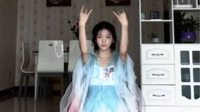 我想送你一条锦鲤 #舞蹈 #即兴表演