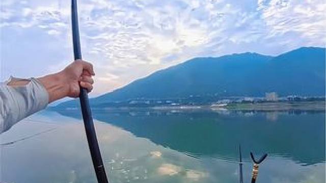 钓鱼的乐趣只有钓鱼人懂~