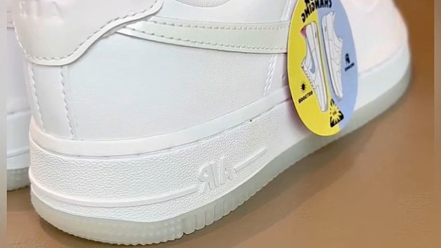 少女感Nike清新变色小白鞋