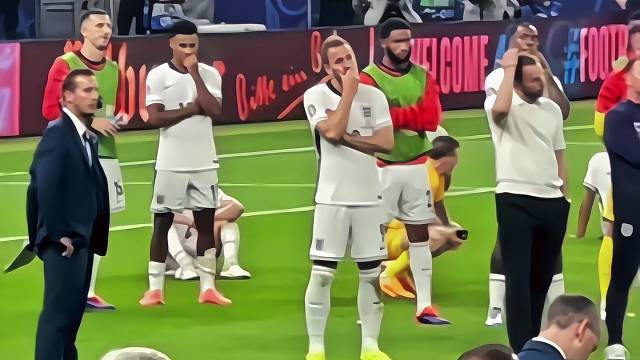 凯恩摸着下巴心想：自己的第一个冠军何时到来