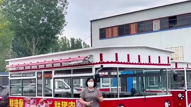 一款可卖冷鲜肉的四轮餐车，有意向的老板欢迎咨询，祥硕餐车厂家为您精心定制餐车#祥硕餐车厂家#