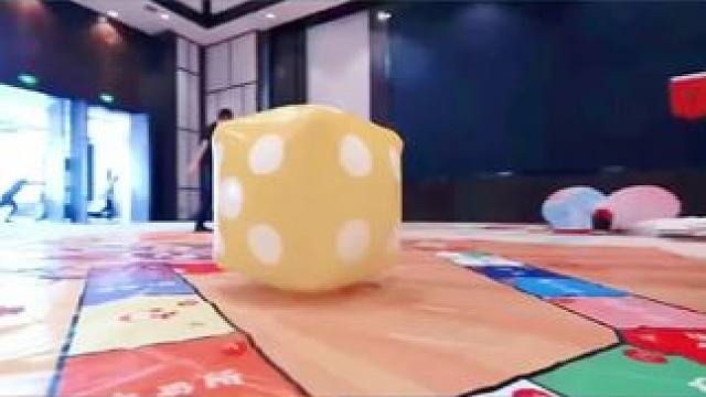 真人大富翁 #真人大富翁 160人同开，夏日室内团建玩什么推荐真人大富翁 #超级大富翁#大富翁团建#