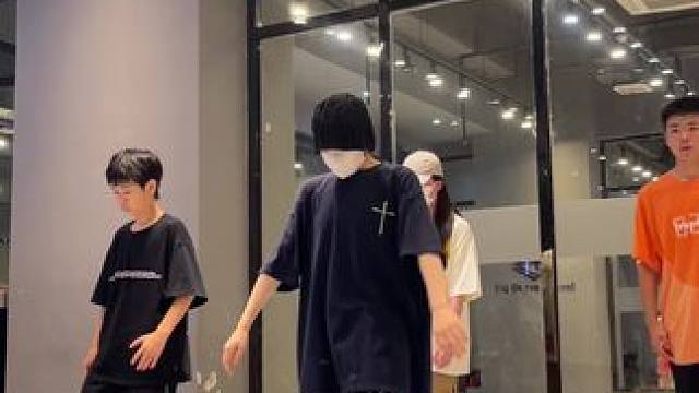 #飞现编舞 #stitches 最后发一遍这支舞的不同视角