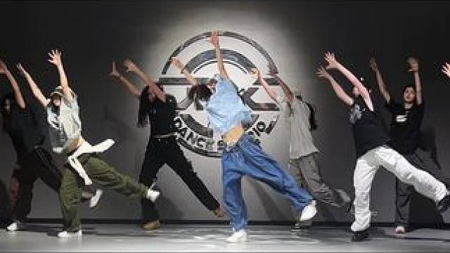 牛腱子的舞每次都很阳间☀️ #supernatural #newjeans #一学就会系列 #翻跳 