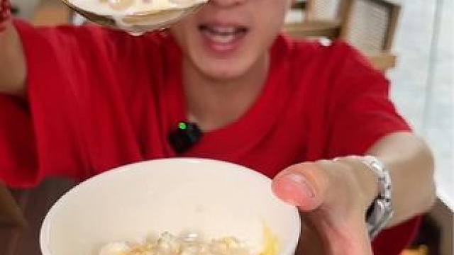 鼓楼三里堂食 鼓楼这边又新开了三里堂食，融合餐厅，品种非常丰富，环境也很不错哦！刨冰真的值得一试。#