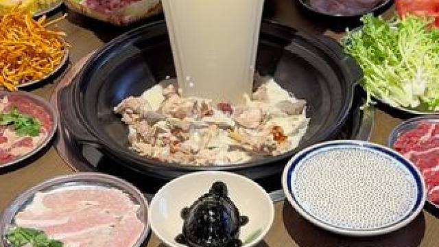 喝多了。吃冷了，我就会想这碗猪肚鸡！关键它在成都！ #这一口好city #谁懂这一口的好吃程度 #不