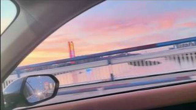 无美颜无滤镜#这么多年依然很喜欢童话镇 #童话镇慢动作 #执念是我唯一见TA的方式 #一秒掉入童话世