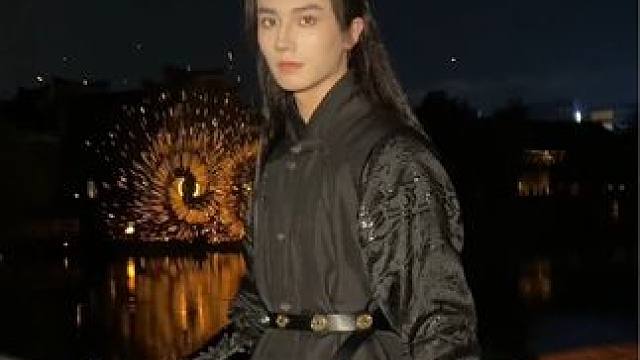 唯有江湖是寻常 #鸠兹夜游演艺小镇美绝了 #鸠兹夜游演艺小镇