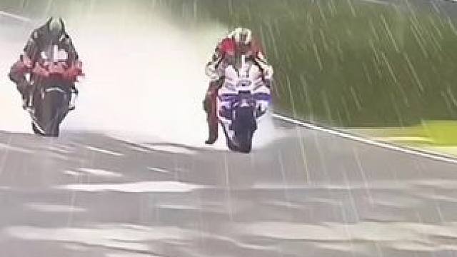 #motogp #滑胎过弯 #封闭场地请勿模仿 #motogp赛事 #马奎斯
