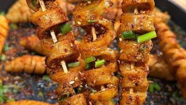 自己在家做的烤面筋，干净又卫生，孩子一口气吃了10串，太香了#烤面筋