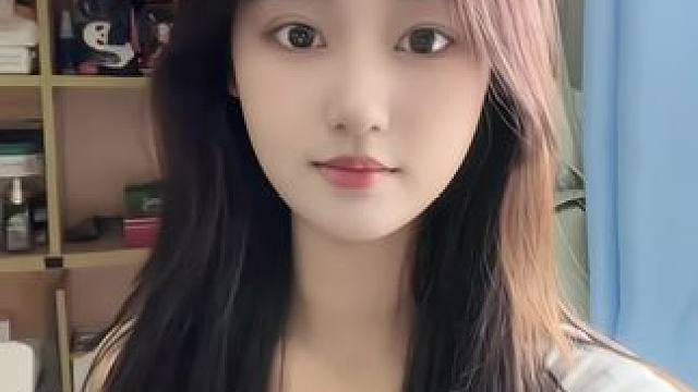 #甜妹统治世界 #笨蛋美女 #手势舞 #甜系女孩已上线 #笑容最治愈的女孩 浅跳一下