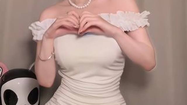 #甜妹 #浅跳一下 我的爱 只给你