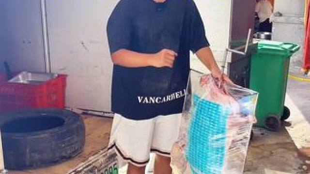 两三个人聚餐，半只羊也能烤#上门烤全羊 #烤全羊 #真材实料才能做出好味道 #聚会