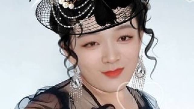 春风十里，不及相遇有你，晴空万里，不及心中有你