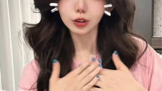 不喜欢我就算了 我有的是人不喜欢。 #甜妹 #手势舞 #可不可以你把我宠坏