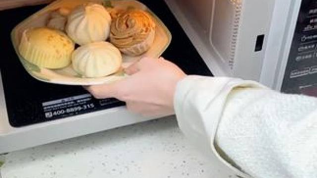 家里有微波炉的都可以用这个#微波炉加热专用蒸笼  蒸出来的饭菜包子干净又好吃#好物分享  #厨房好物