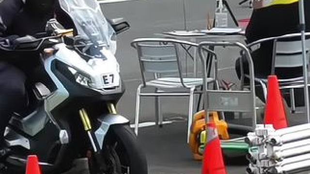 #摩托车领航计划 本田X-ADV750金卡纳练习#xadv750#金卡纳#升仕368g