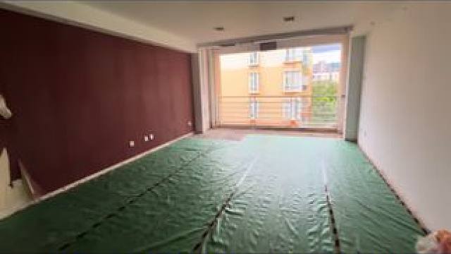 欢迎参观晴朗云安#装修施工现场视频 #第一套房就装出了理想家 #搞装修贴瓷