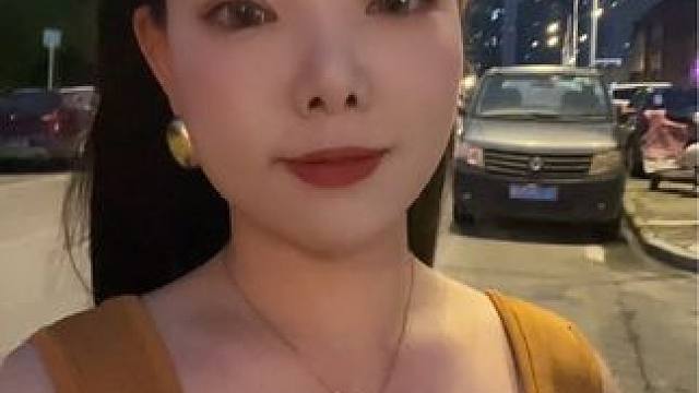 人人都劝我大度放宽心 人人也不了解我 更没办法感同身受，我确实变了变得不再像从前那样唯唯诺诺 什么都