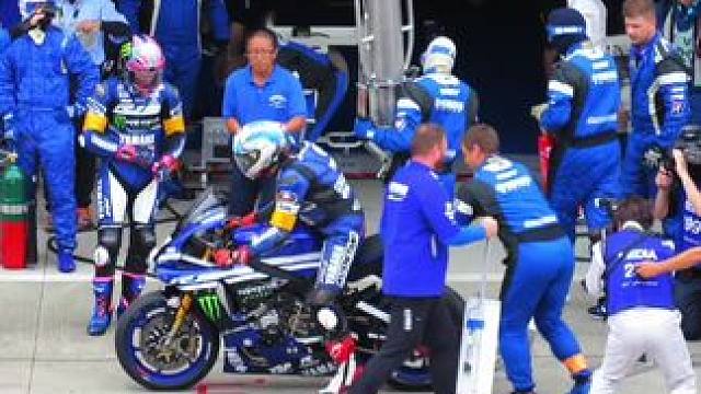 #摩托车领航计划 铃鹿8小时耐力赛进站换胎作业#机车#铃鹿八耐