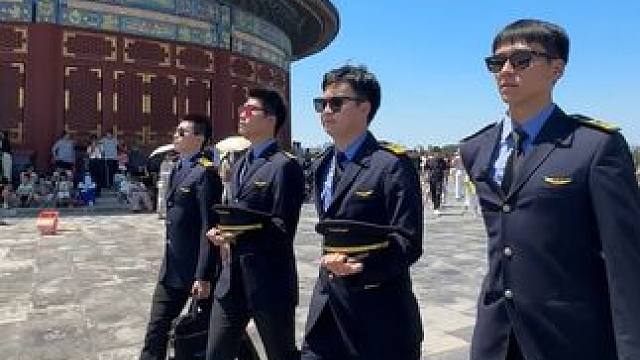 你想不想拥有一个未来的飞行员男朋友～ #天坛 #飞行学员 #中国繁荣昌盛 #北京旅游攻略 #航天