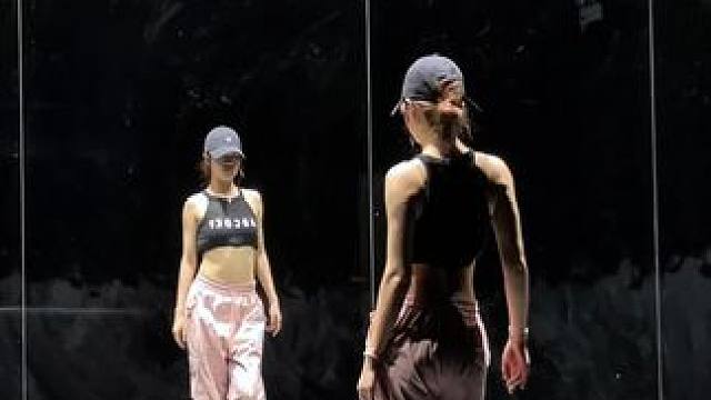 真的很简单～学起来！ #不得不爱 #零基础学舞蹈 #一学就会系列 #贲贲编舞 #角美57舞蹈