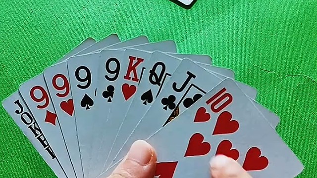 先出顺子在出三带一